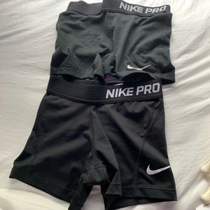 black nike pros